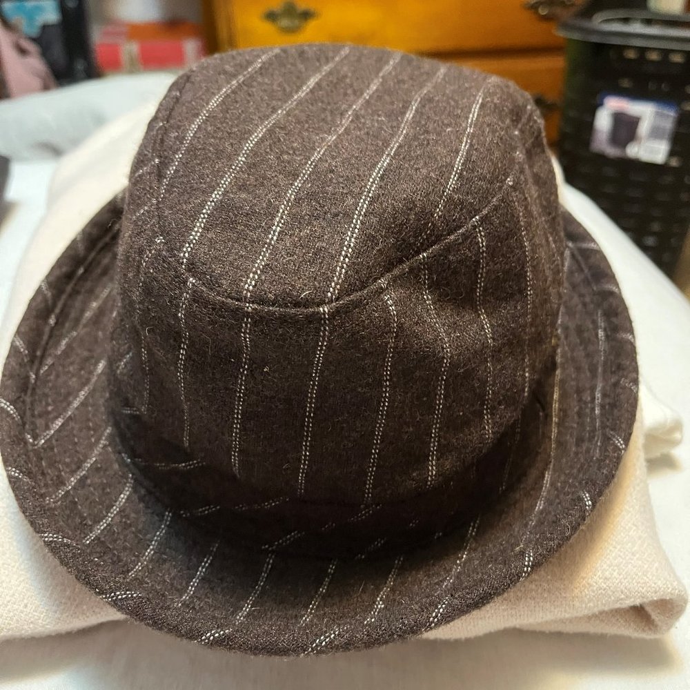 striped fedora